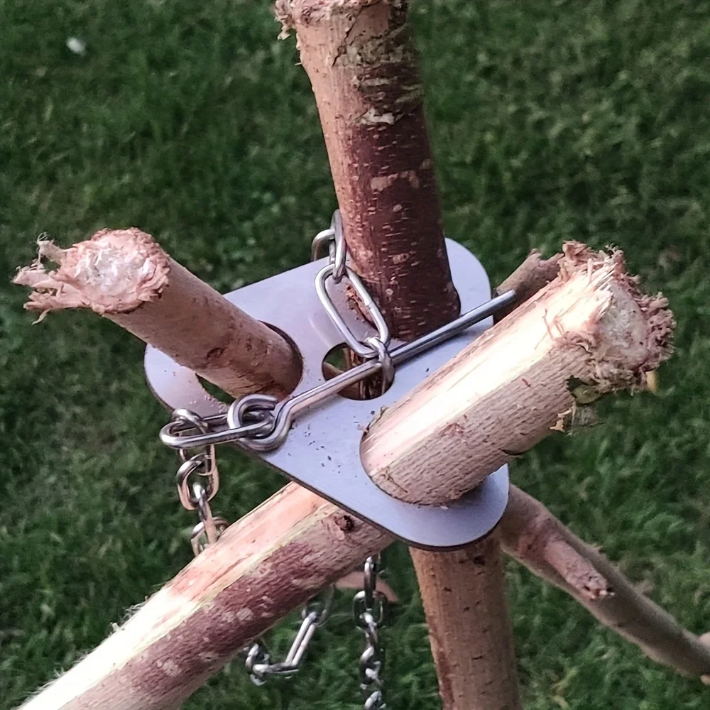 Outdoor BBQ Tripod Portable De - огляд і ціна Fire Starting Kit